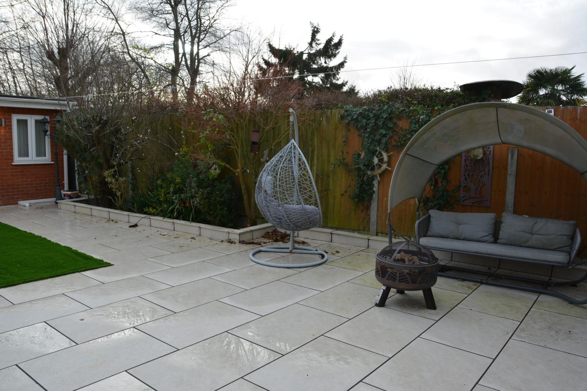 Cozy, Modern, Spacious 4 Bedroom House In London Romford Exterior photo