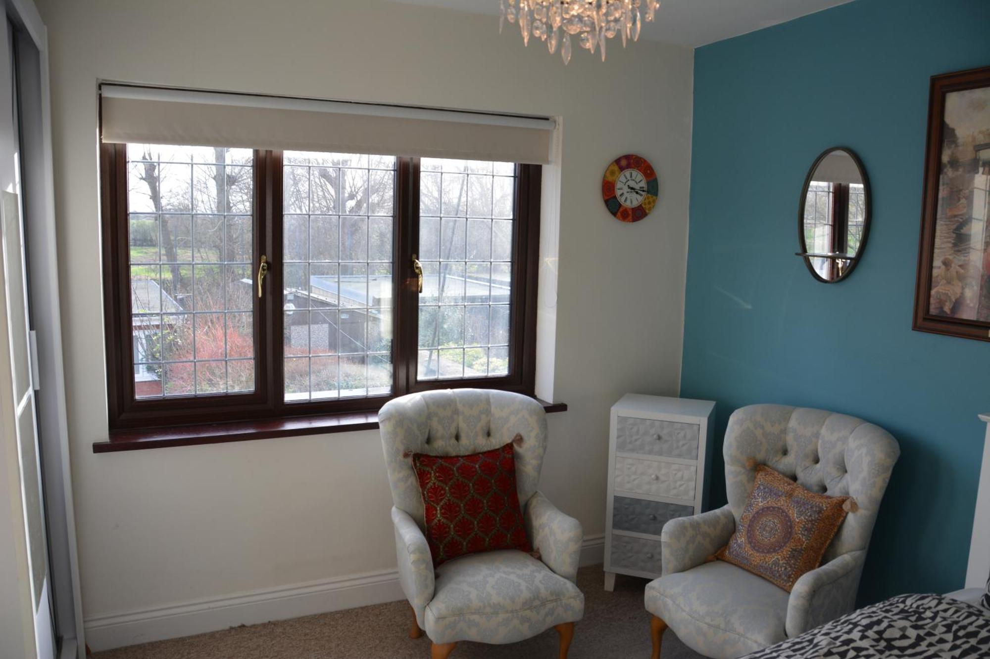 Cozy, Modern, Spacious 4 Bedroom House In London Romford Exterior photo
